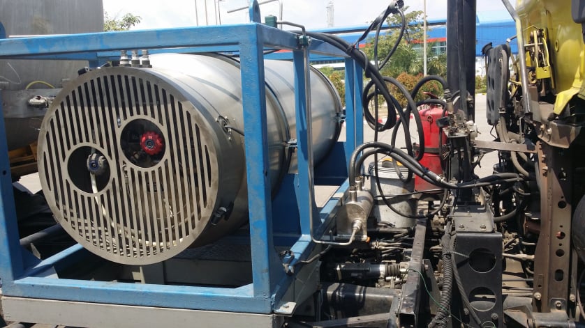 First LNG Truck in Thailand in 2015 is converted by Tiger Automotive 7