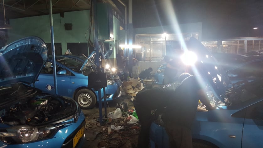 In 2016, Tiger Automotive Mechanics are converting 1,000 engine to use CNG in Indonesia 7